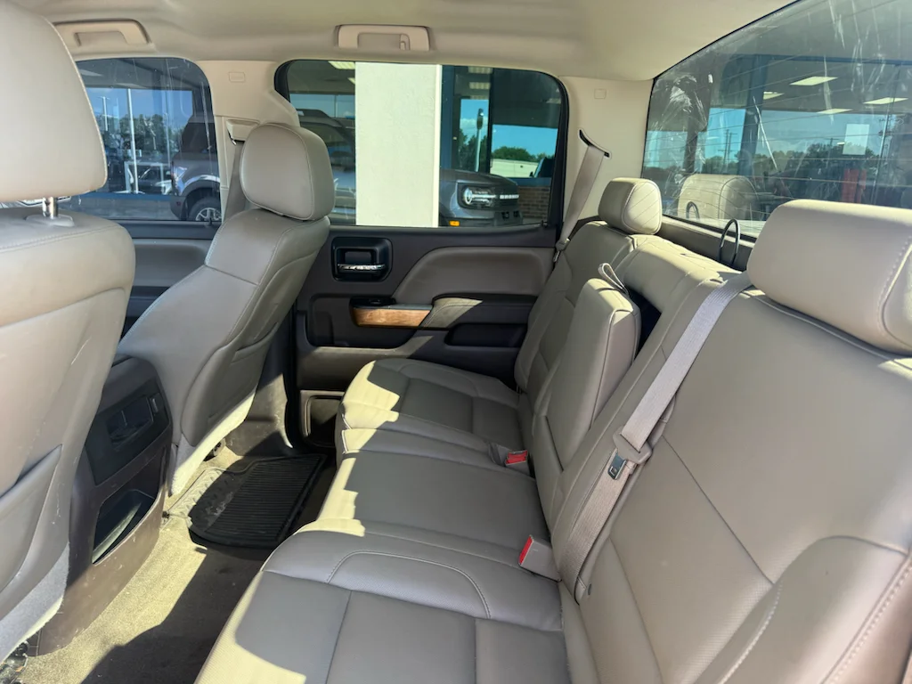 Used 2014 Summit White Chevrolet LTZ image 14