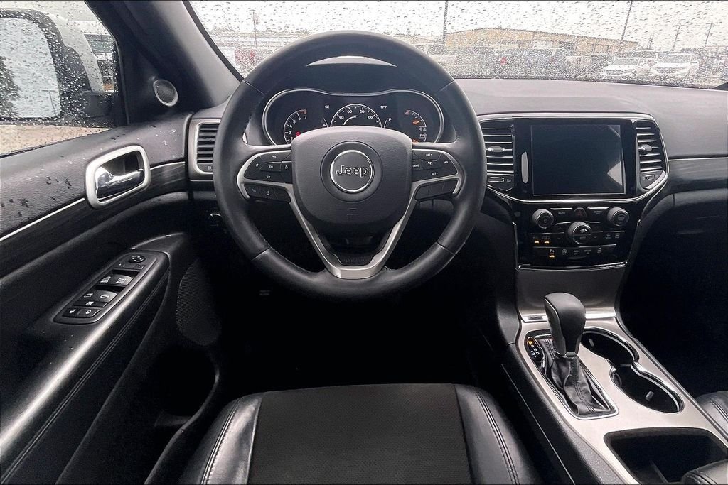 Used 2019 Bright White Clearcoat Jeep Altitude image 8