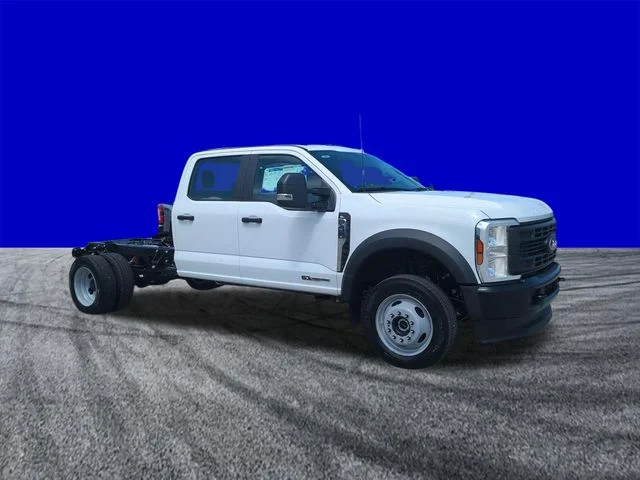 New 2025 White Ford XL image 2