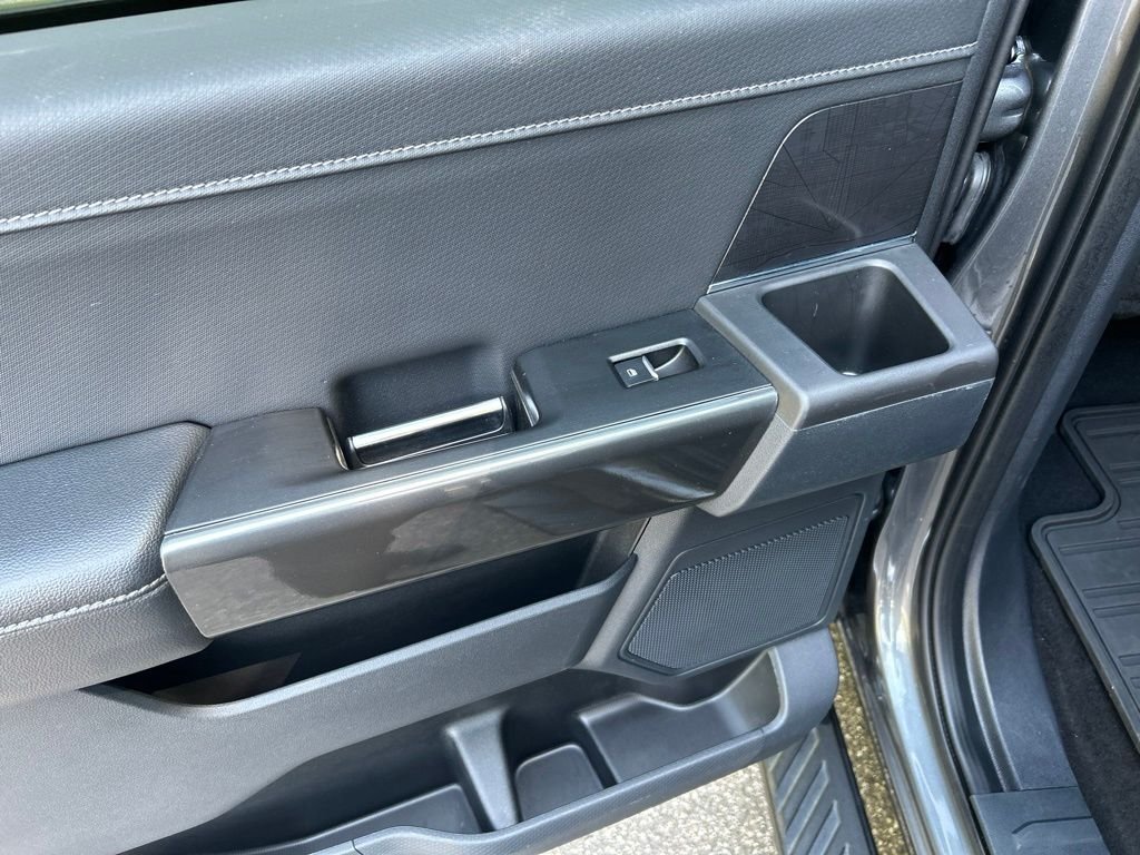 Used 2023 Gray Ford XLT image 27
