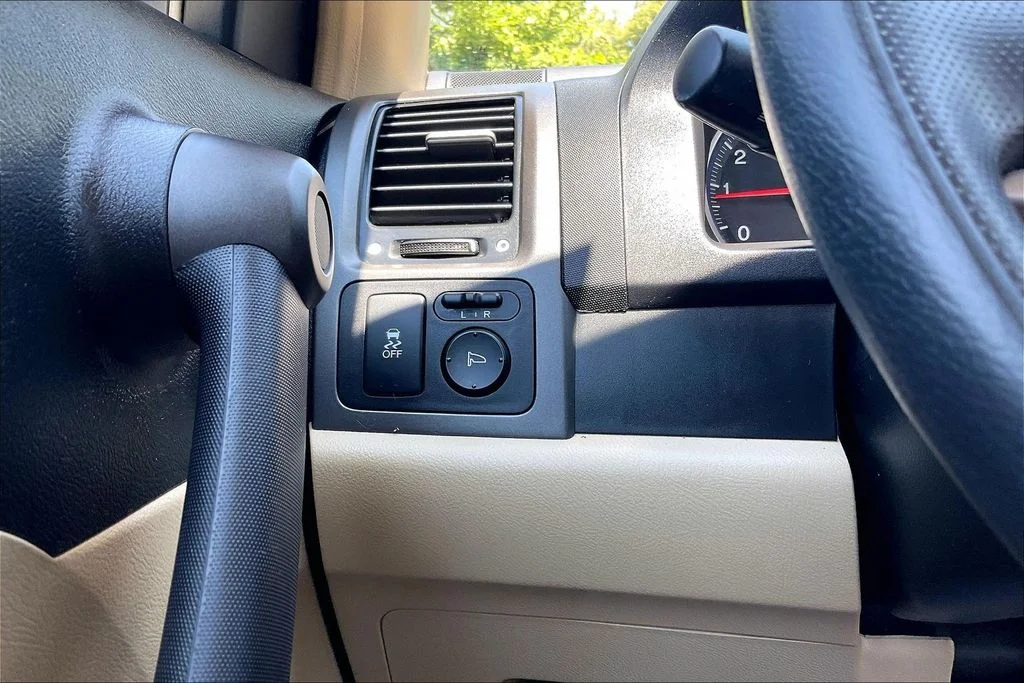Used 2011 Green Honda EX image 31