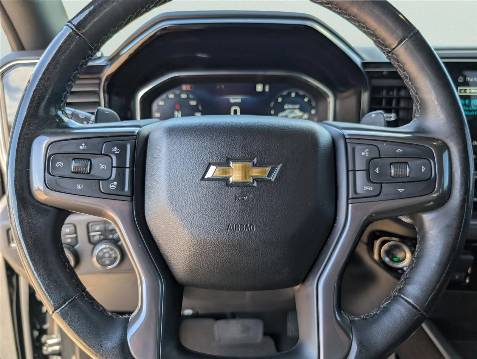 Used 2025 Black Chevrolet High Country image 26