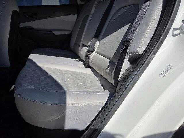 Used 2023 Lunar White Hyundai SEL image 23