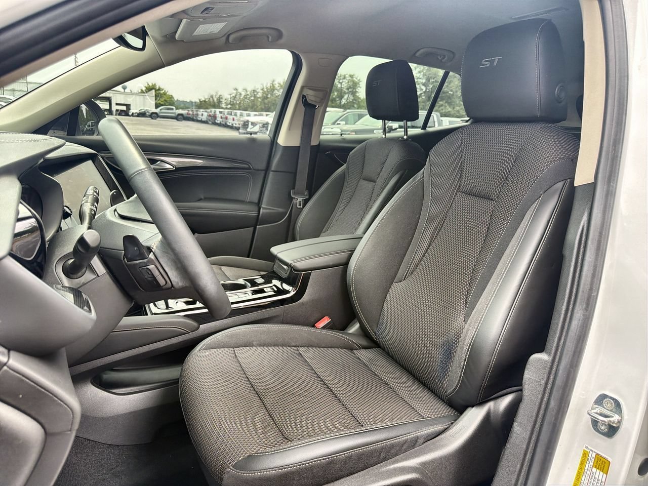 Used 2023 Summit White Buick Preferred image 16
