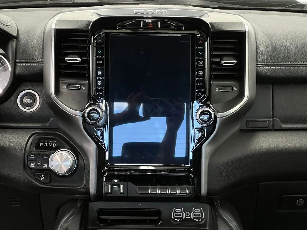 Certified Used 2024 Diamond Black Crystal Pearlcoat Ram Laramie image 21