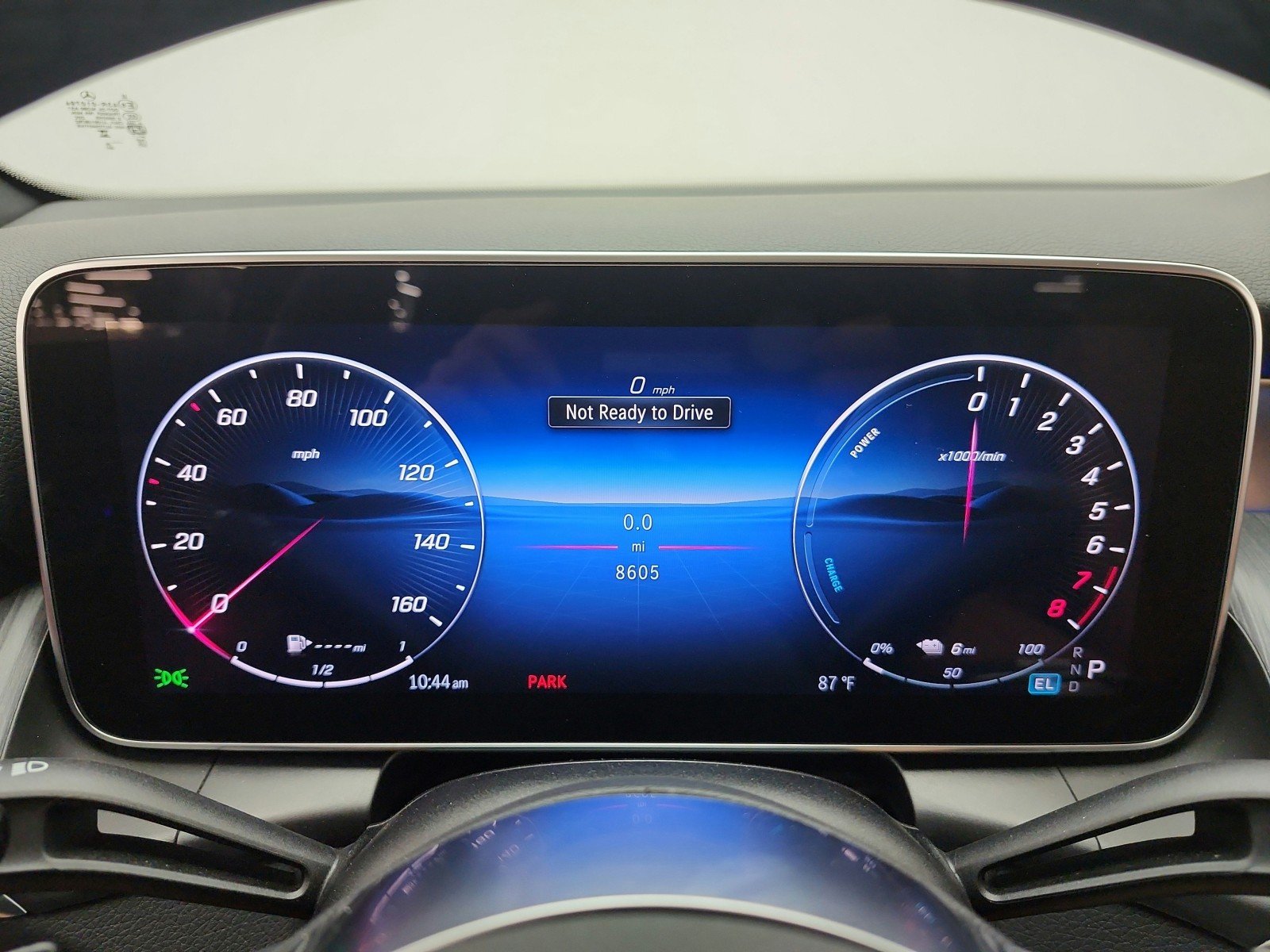 Certified Used 2025 Polar White Mercedes-Benz GLC 350e 4MATIC® SUV image 9