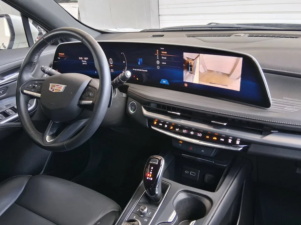Used 2025 Crystal White Tricoat Cadillac Premium Luxury image 16
