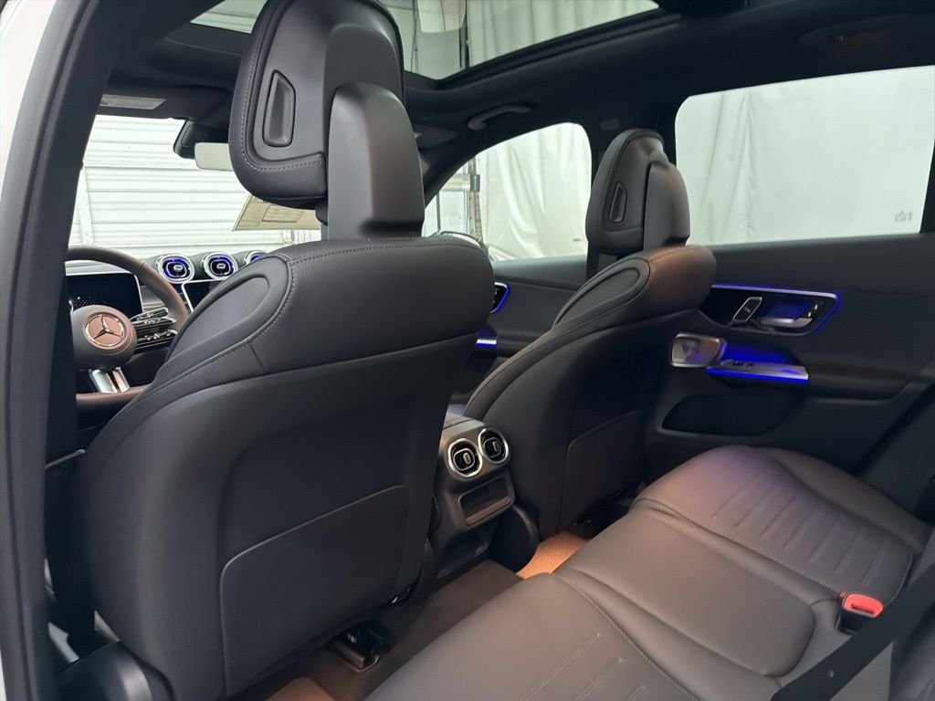 Used 2026 White Mercedes-Benz GLC 300 image 18