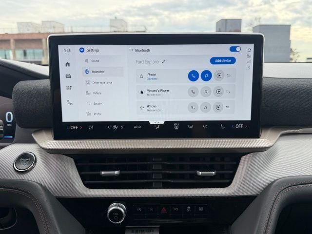 Used 2025 Gray Ford Active image 28