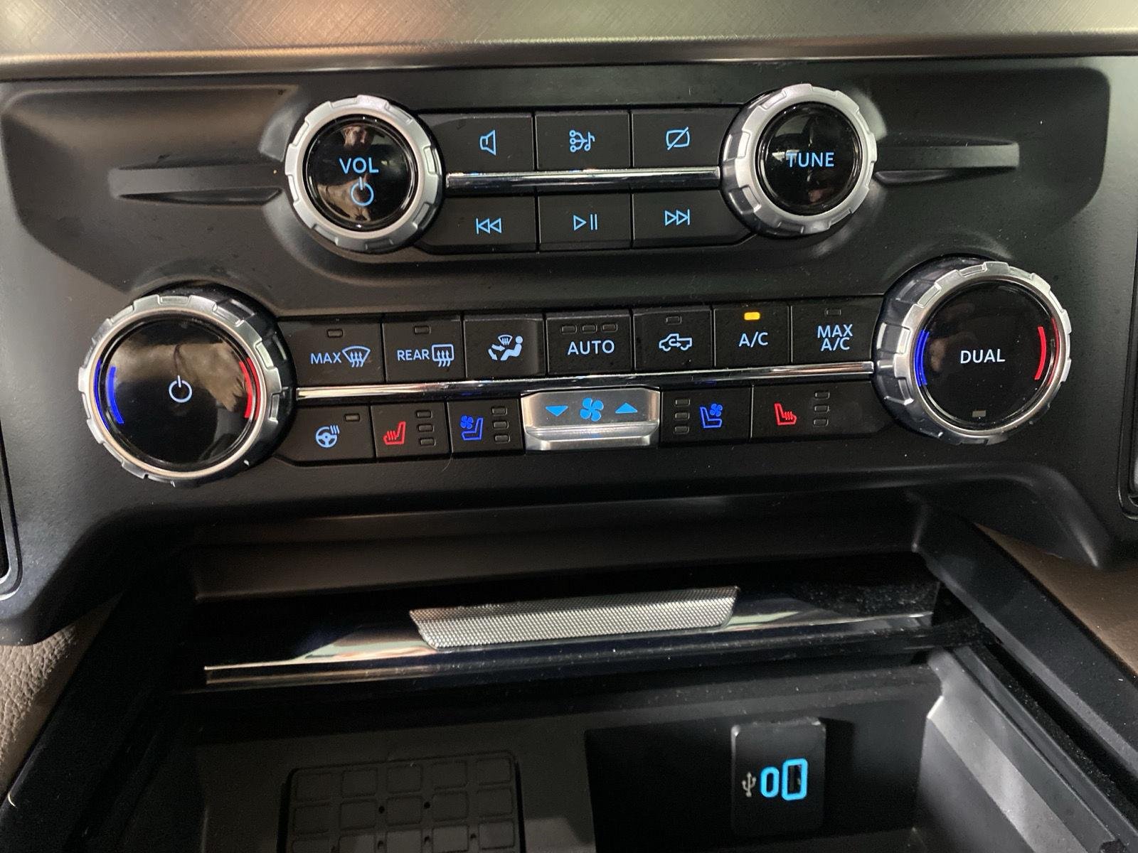 Used 2024 Antimatter Blue/Darkened Bronze Ford King Ranch image 23