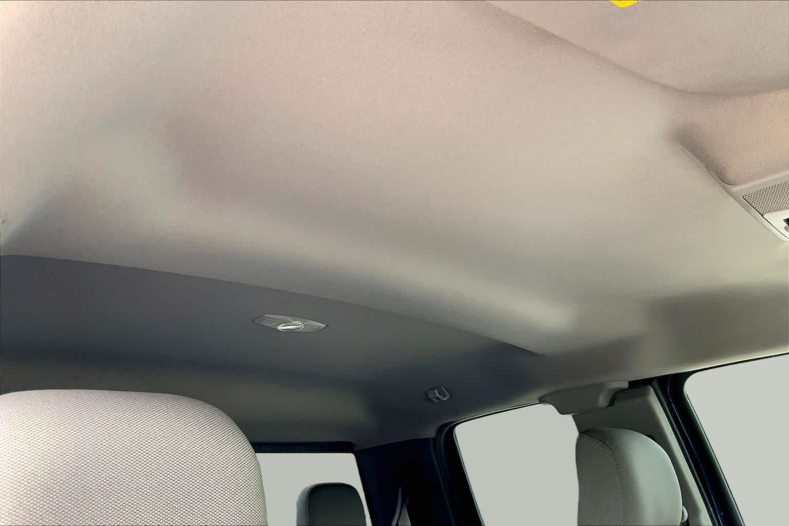 Used 2015 Blue Jeans Metallic Ford XLT image 14