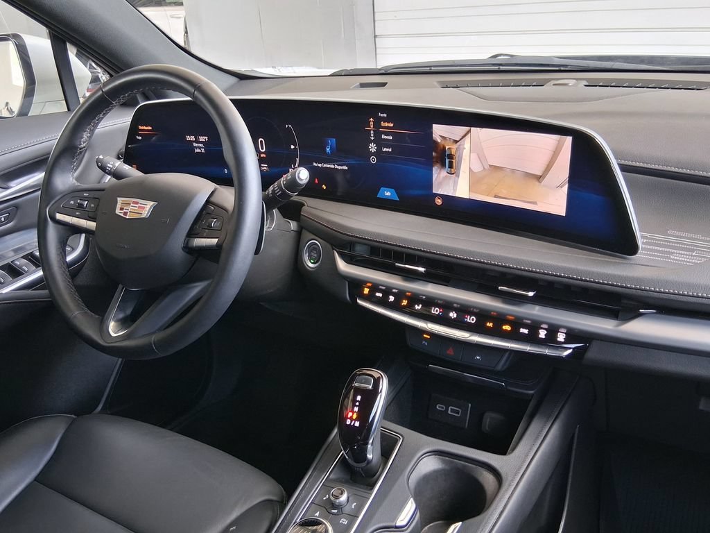 Used 2025 Crystal White Tricoat Cadillac Premium Luxury image 16