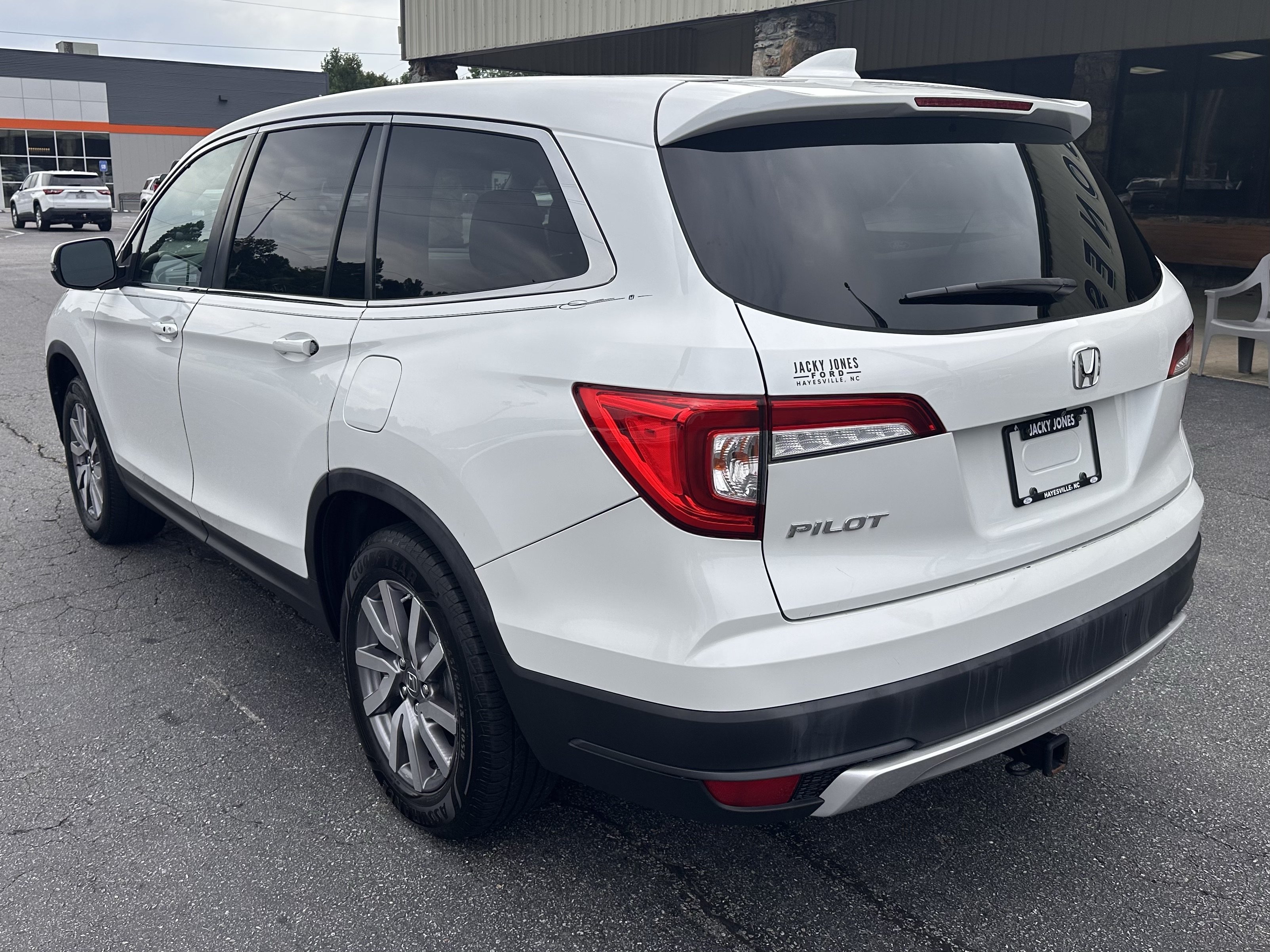 Used 2020 Platinum White Pearl Honda EX-L image 8