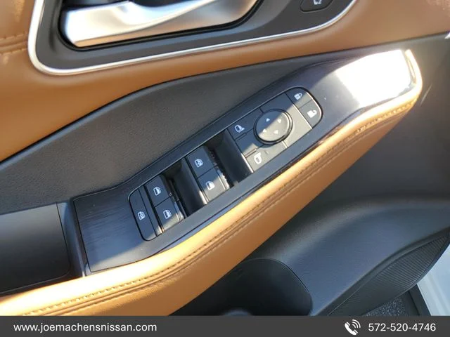 New 2026 Super Black Nissan Platinum image 18