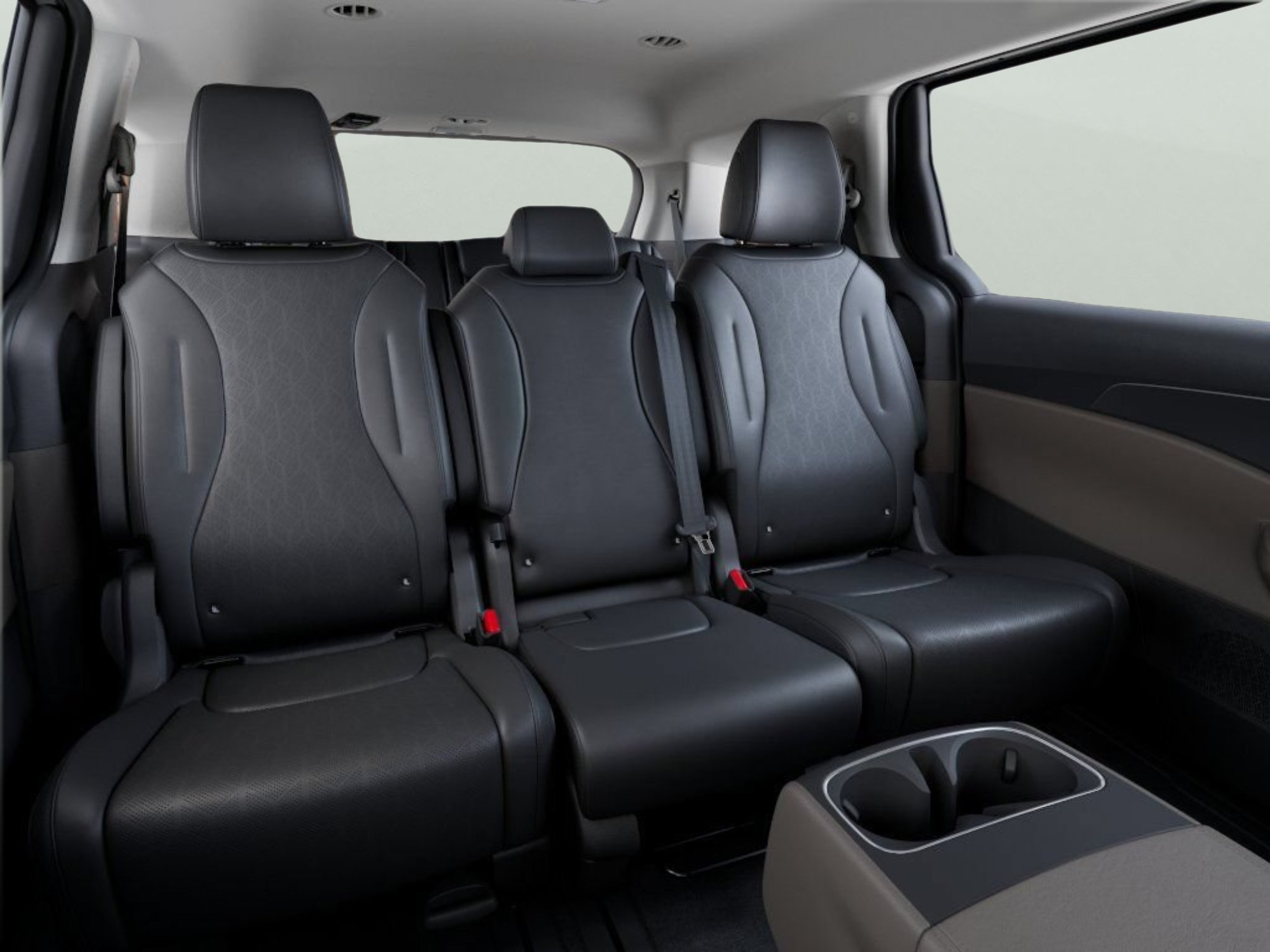 New 2027 Ceramic Silver Kia LXS image 12