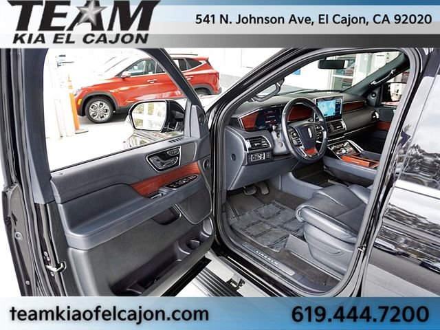 Used 2022 Black Lincoln Reserve image 40