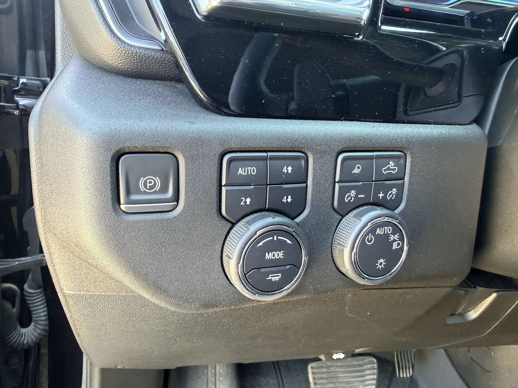 Used 2024 Black Chevrolet LT image 22