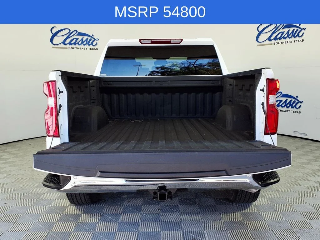 Used 2025 White Chevrolet LTZ image 5