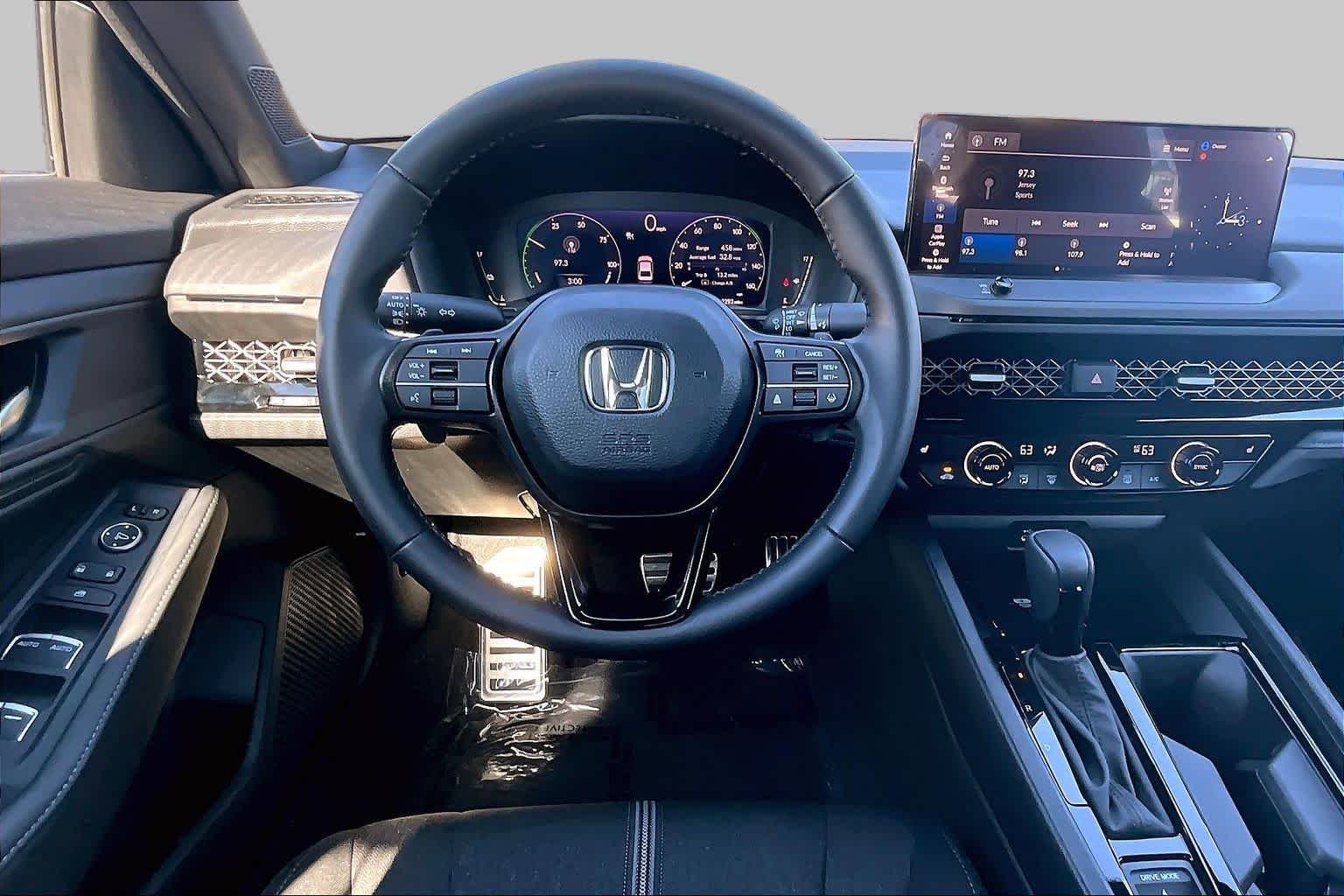 Used 2026 Still Night Pearl Honda Sport image 6