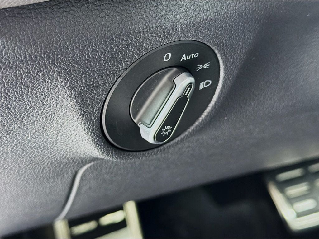 2026 Volkswagen Jetta Sport - Photo 10