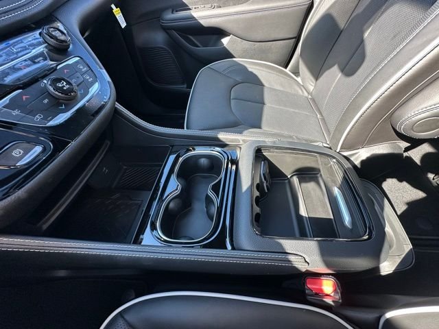 2026 Chrysler Pacifica Limited - Photo 26