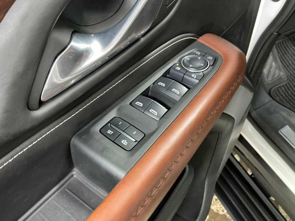2024 GMC Yukon Denali Ultimate - Photo 14