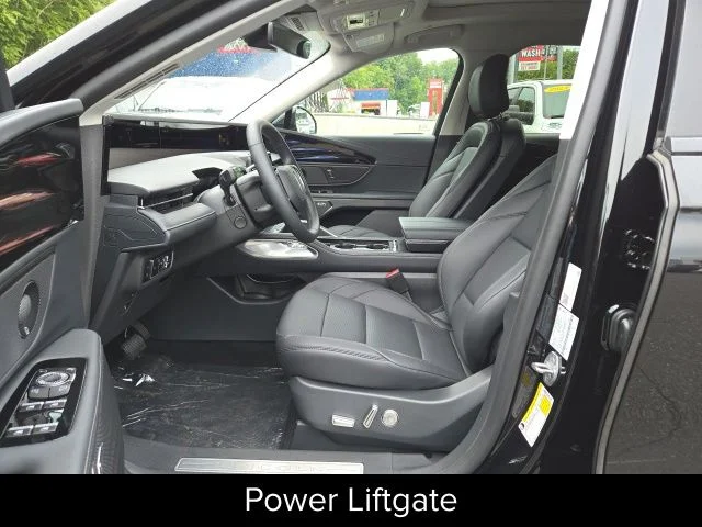 New 2026 Infinite Black Metallic Clearcoat Lincoln Premiere image 19