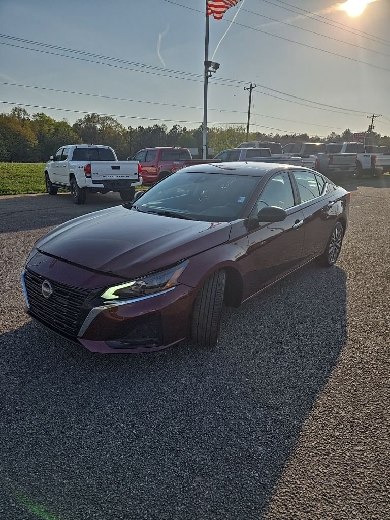 2025 Nissan Altima SV