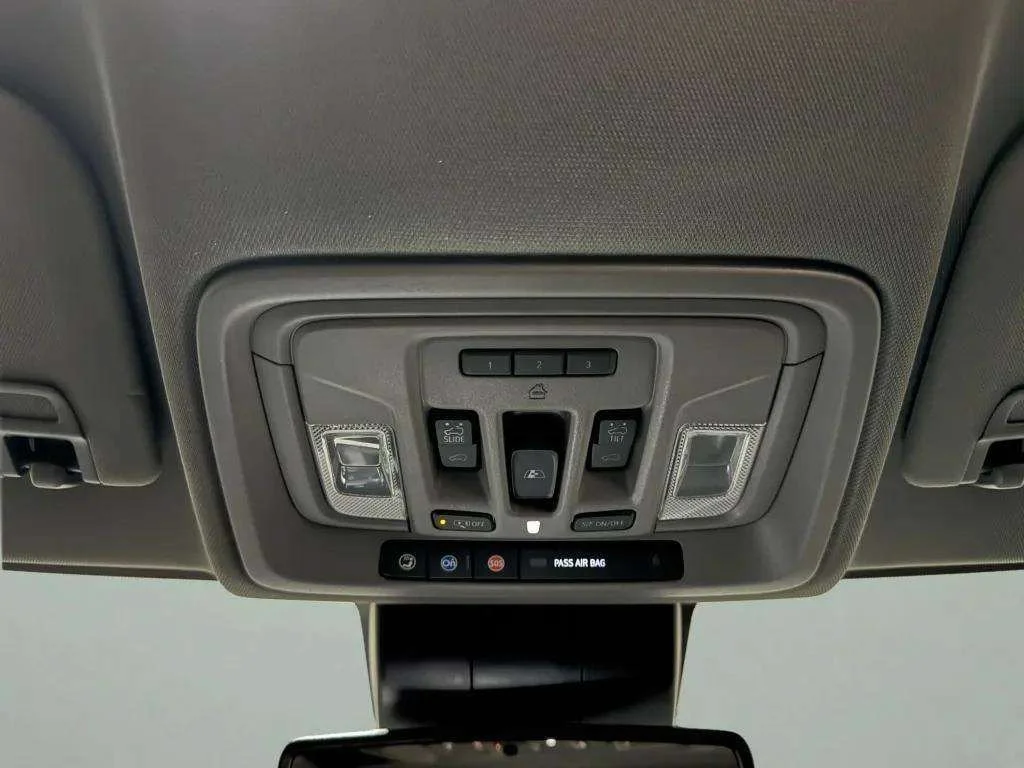 Certified Used 2023 STERLING METALLIC GMC SLT image 24