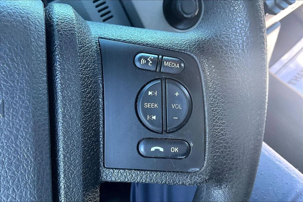 Used 2016 Blue Ford XLT image 19