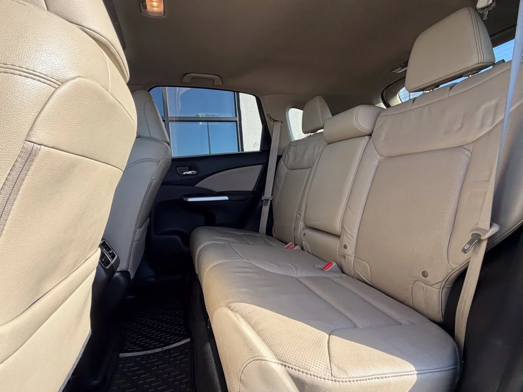 Used 2016 White Honda EX-L image 10