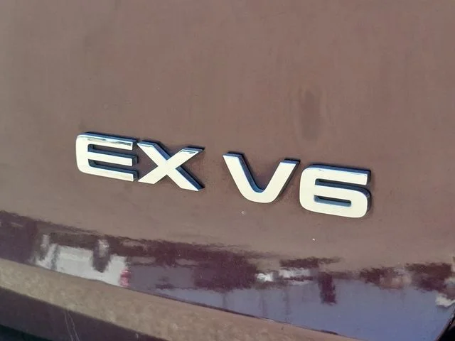Used 2019 Purple Kia EX image 9