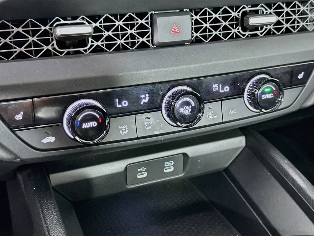 2025 Honda Accord SE - Photo 47