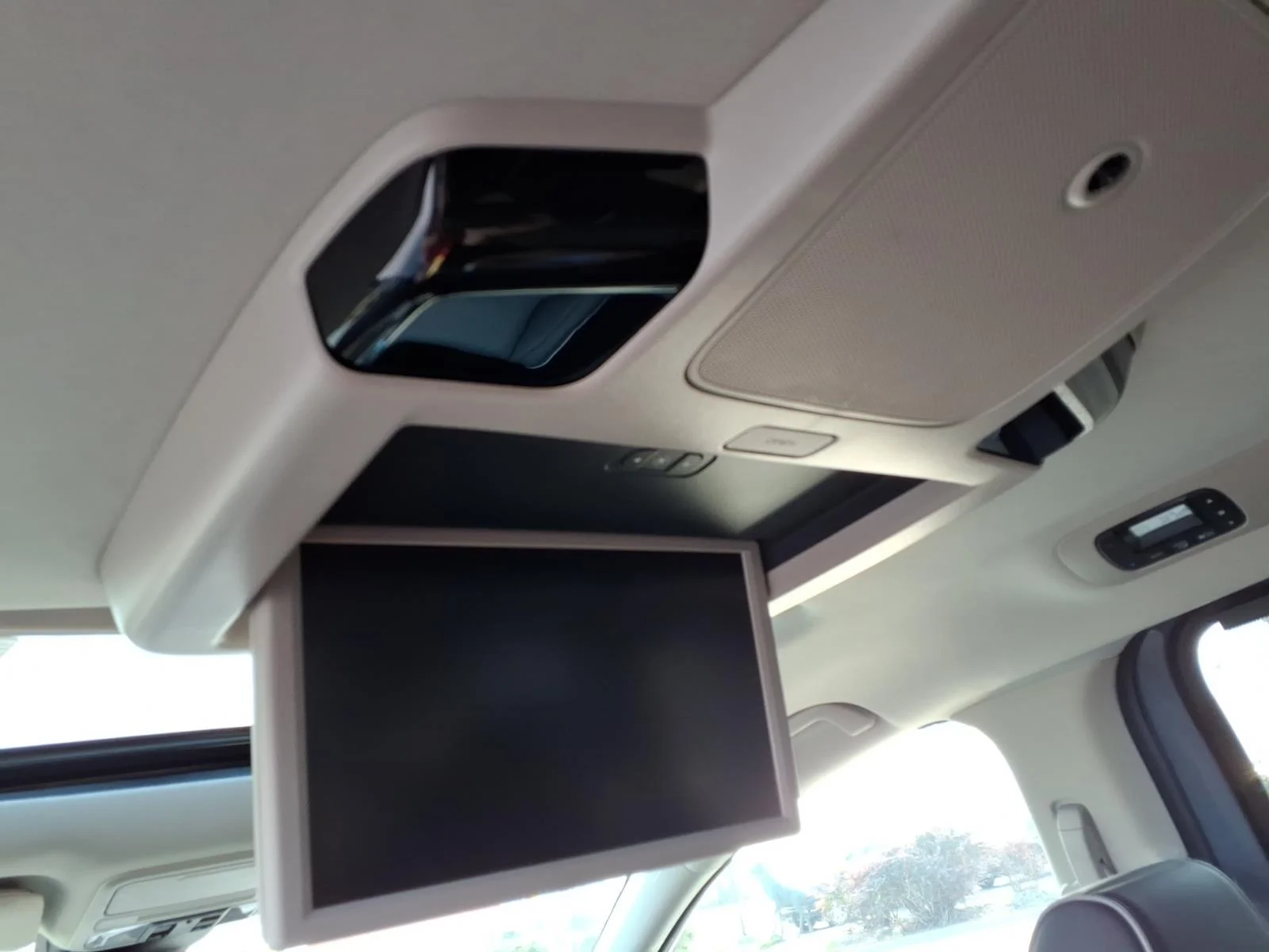 2026 Honda Odyssey Elite - Photo 4