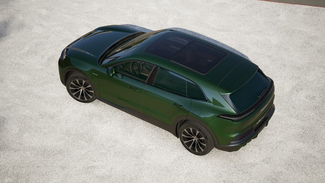 New 2026 Oak Green Metallic Neo Porsche S Electric image 4