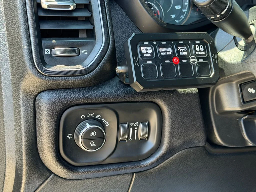 Used 2022 Silver Ram Power Wagon image 26