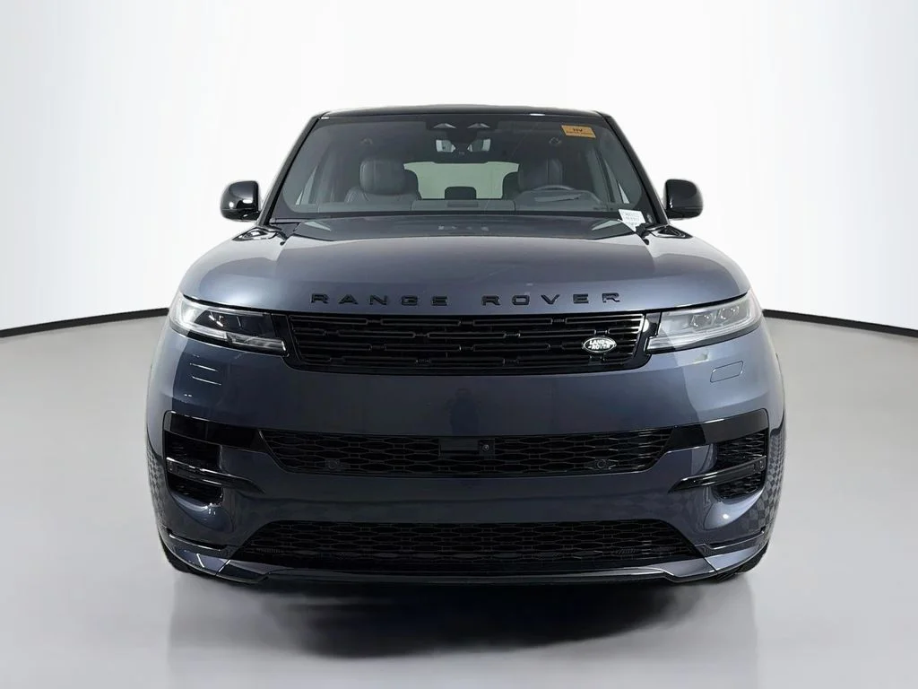 New 2026 Varesine Blue Land Rover Dynamic SE image 2