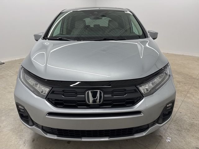 New 2026 Silver Honda EX-L image 2