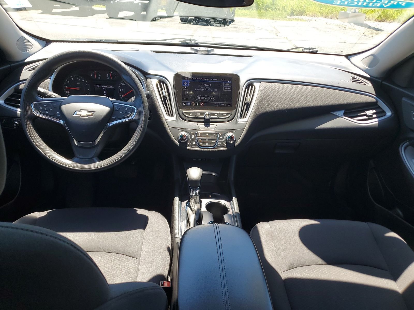 Used 2024 Gray Chevrolet LT image 5