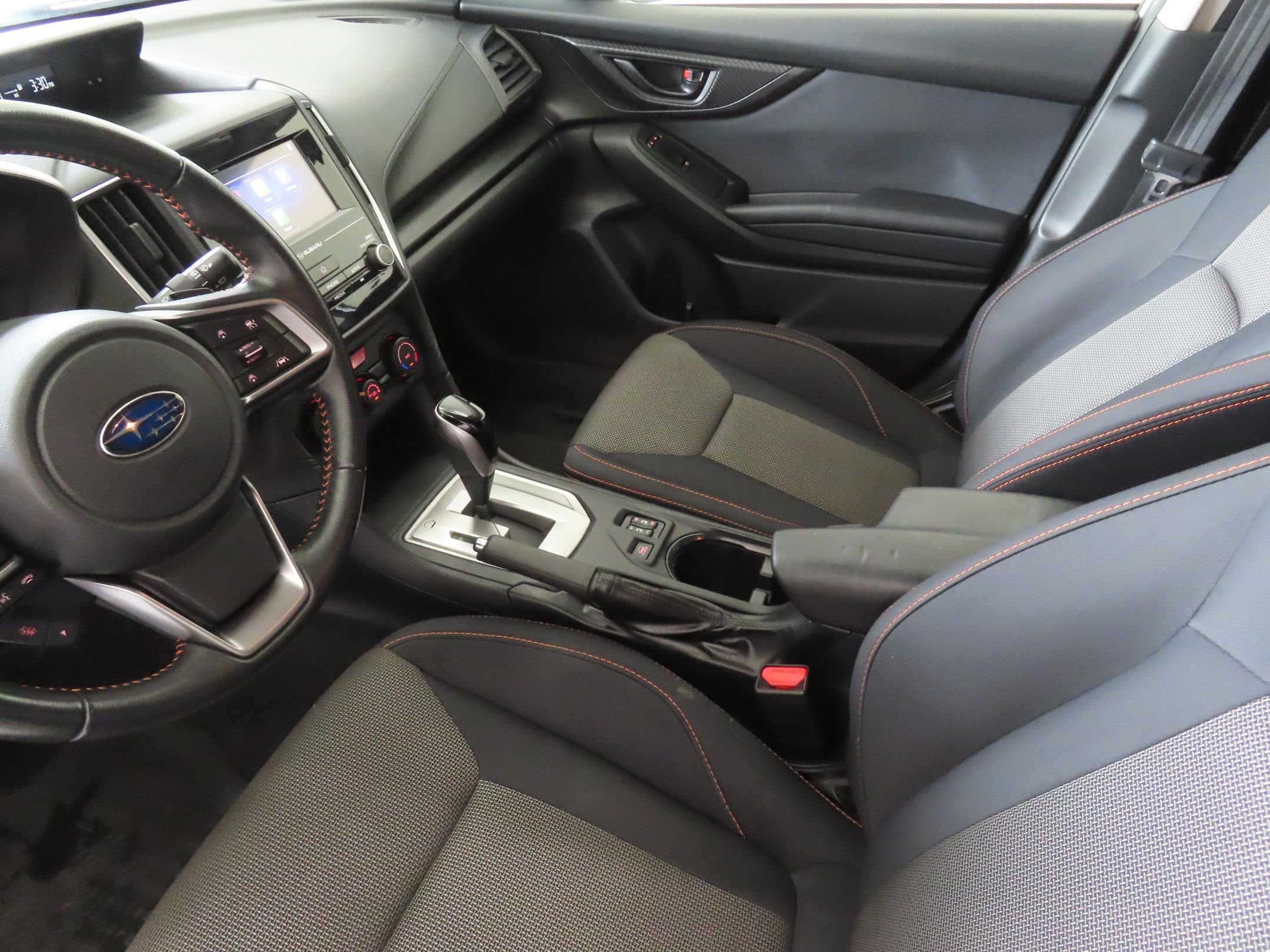 Used 2018 Silver Subaru 2.0i Premium image 18