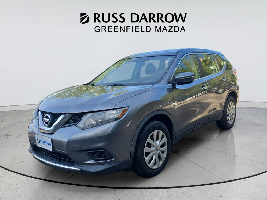 Used 2015 Gray Nissan S image 1