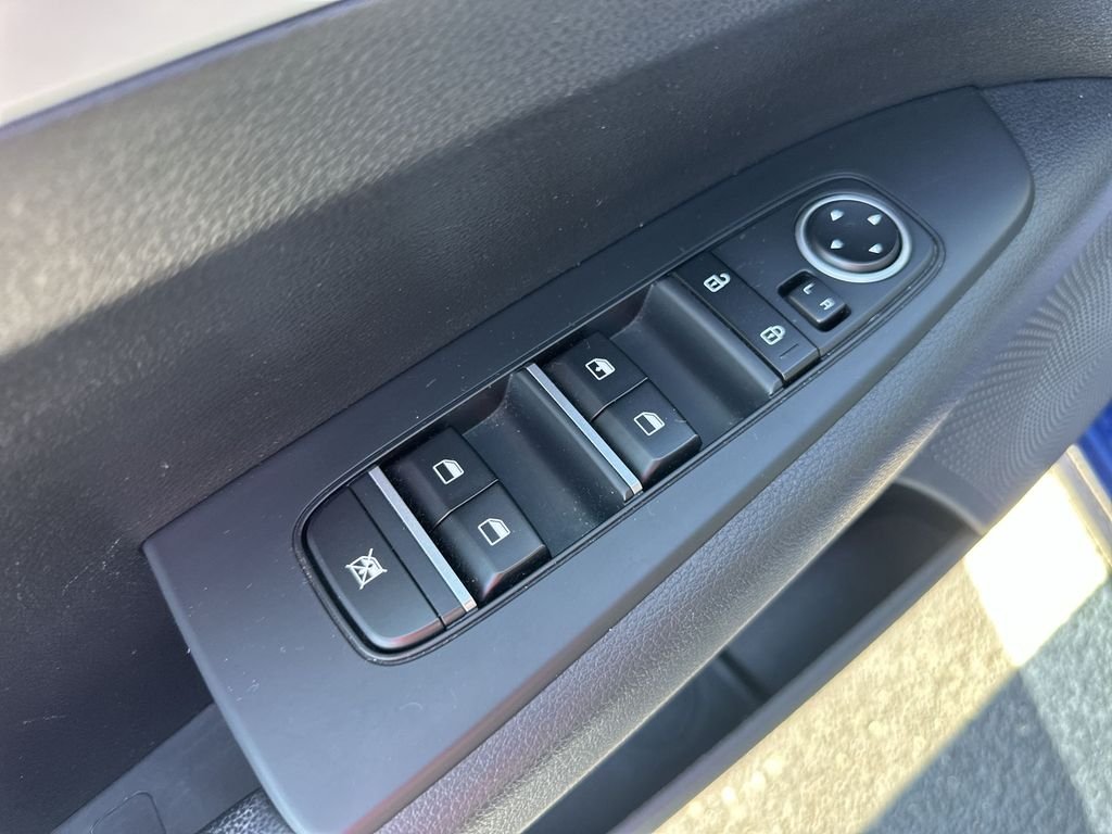 Used 2024 Blue Kia LXS image 19