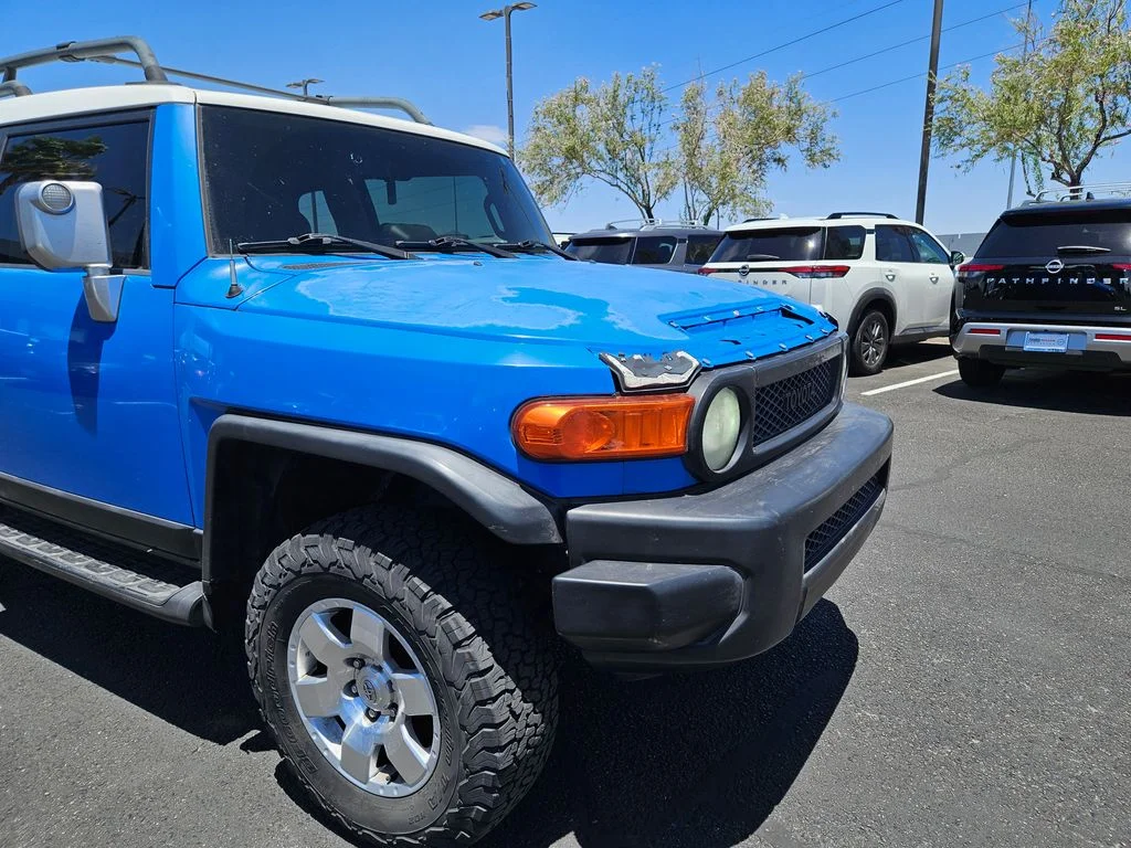 Used 2007  Toyota Base image 3