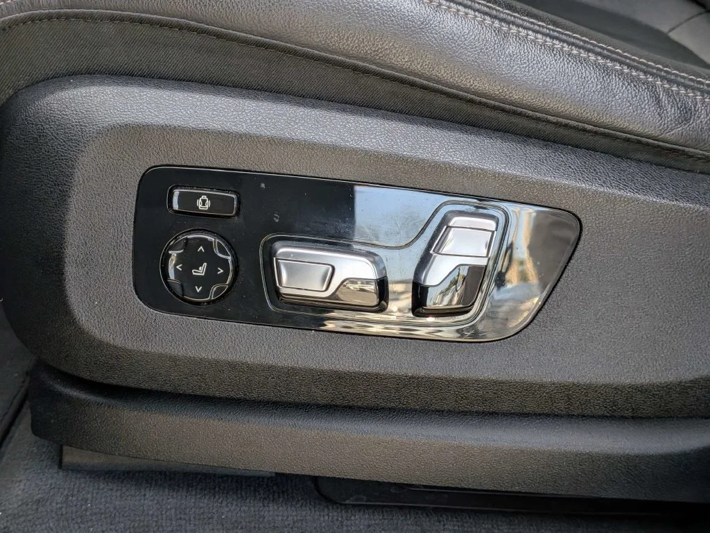 Used 2021 Blue BMW M50i image 20
