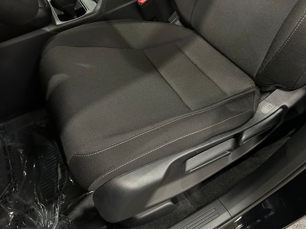 2026 Honda CR-V LX - Photo 18