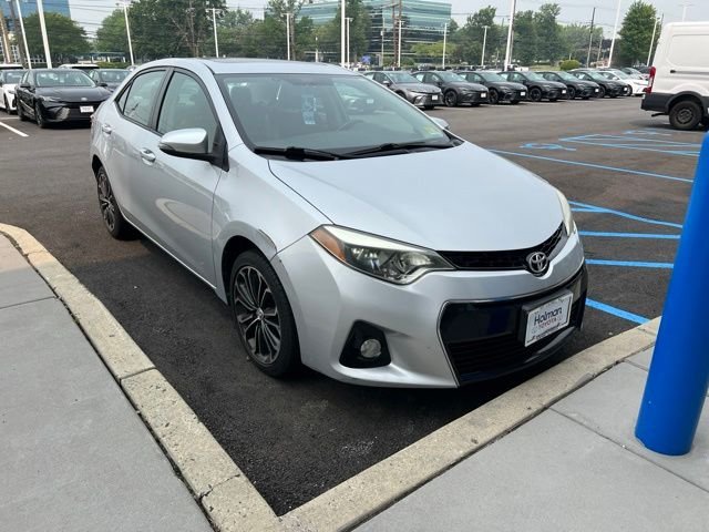 Used 2015 Silver Toyota S Plus image 2