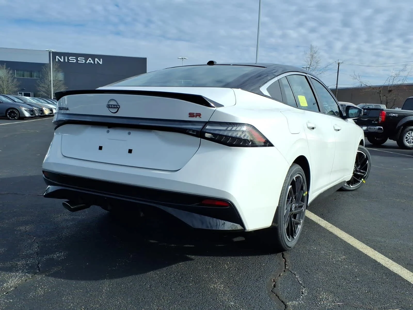 New 2026 Aspen White Tricoat/Super Black Nissan SR image 3