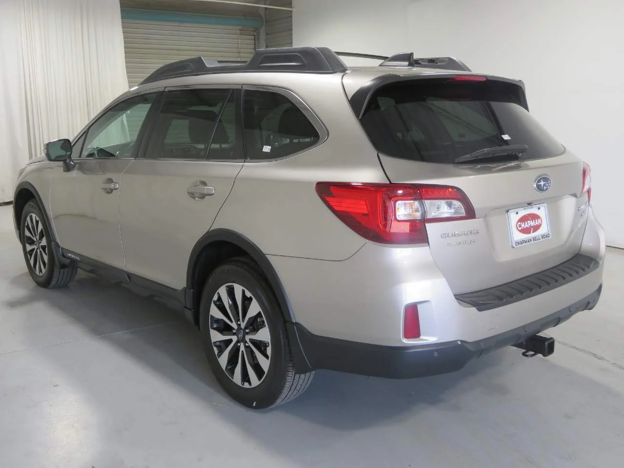 Used 2017 Tungsten Metallic Subaru 3.6R Limited image 6