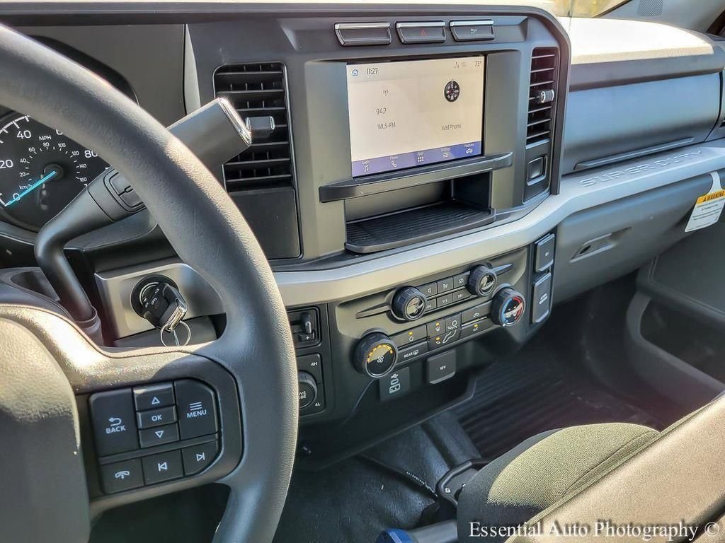 New 2023 White Ford XLT image 12
