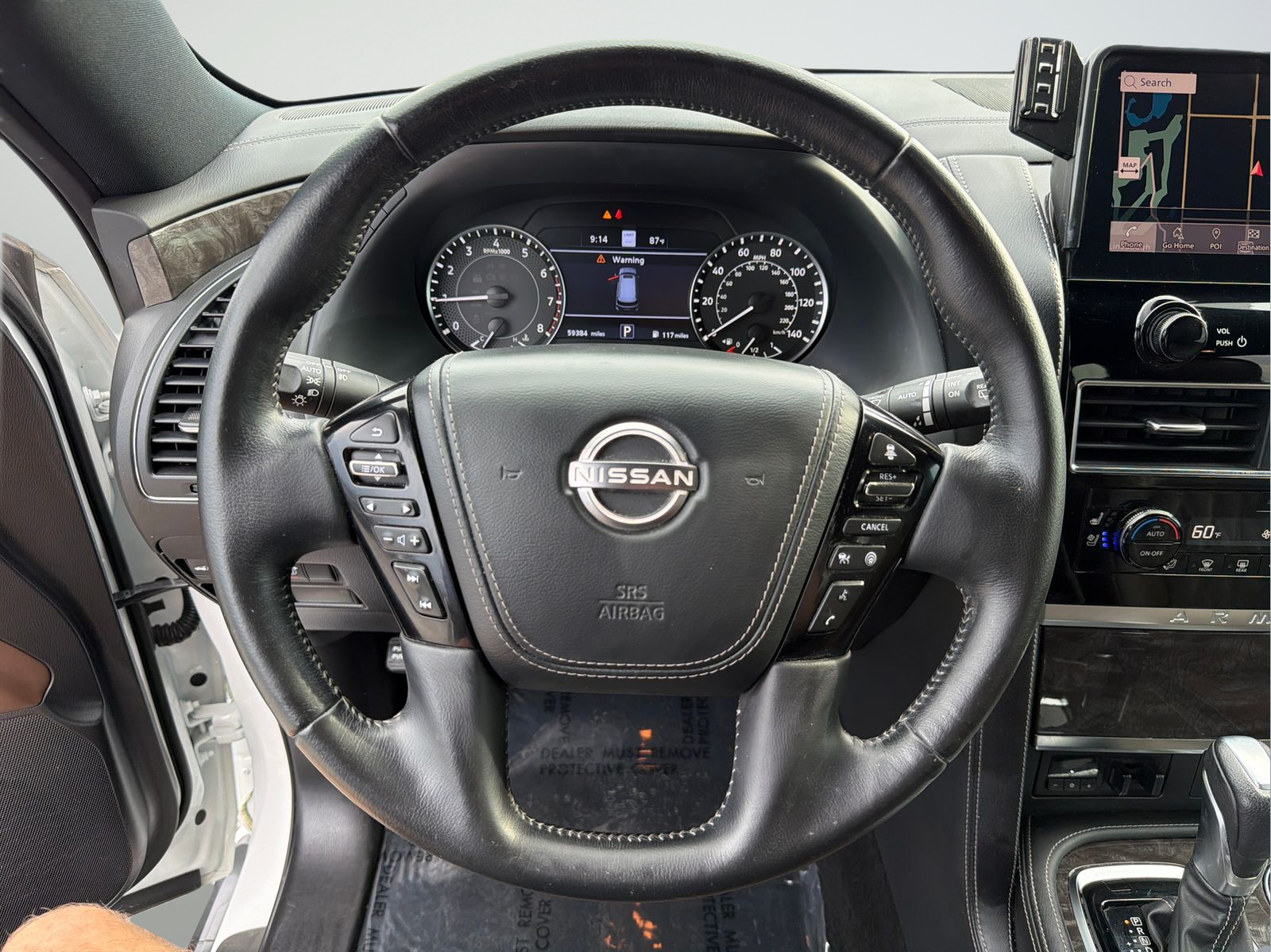 Used 2022 White Nissan Platinum image 10